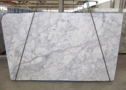 superwhite white marble