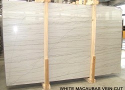 granito bianco white macaubas vein cut